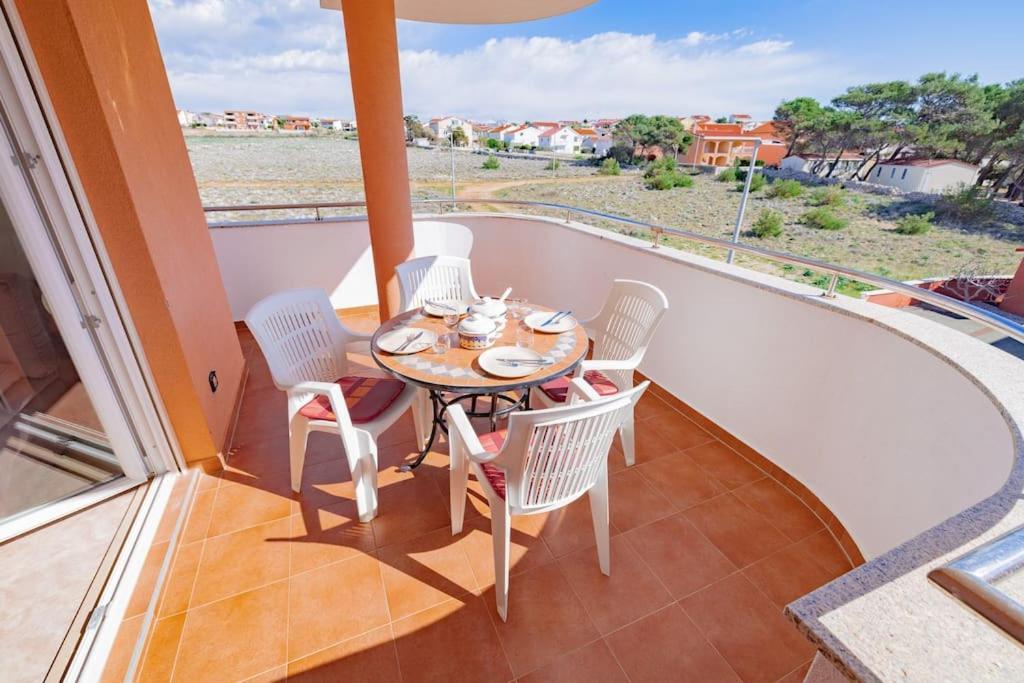 Apartment Vito, Pag Island 波弗加纳 外观 照片